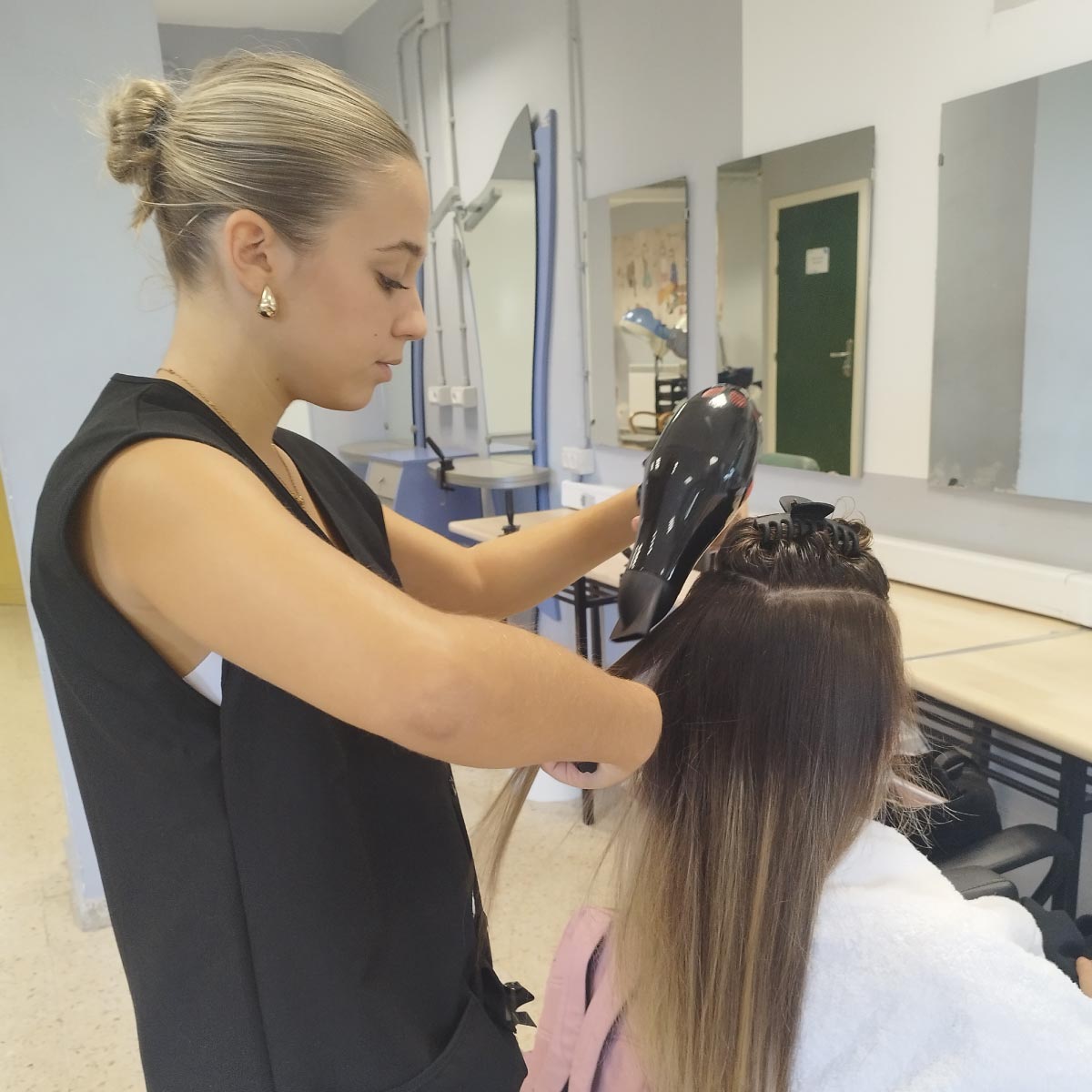 Hair Salon Preparation and Client Assistance